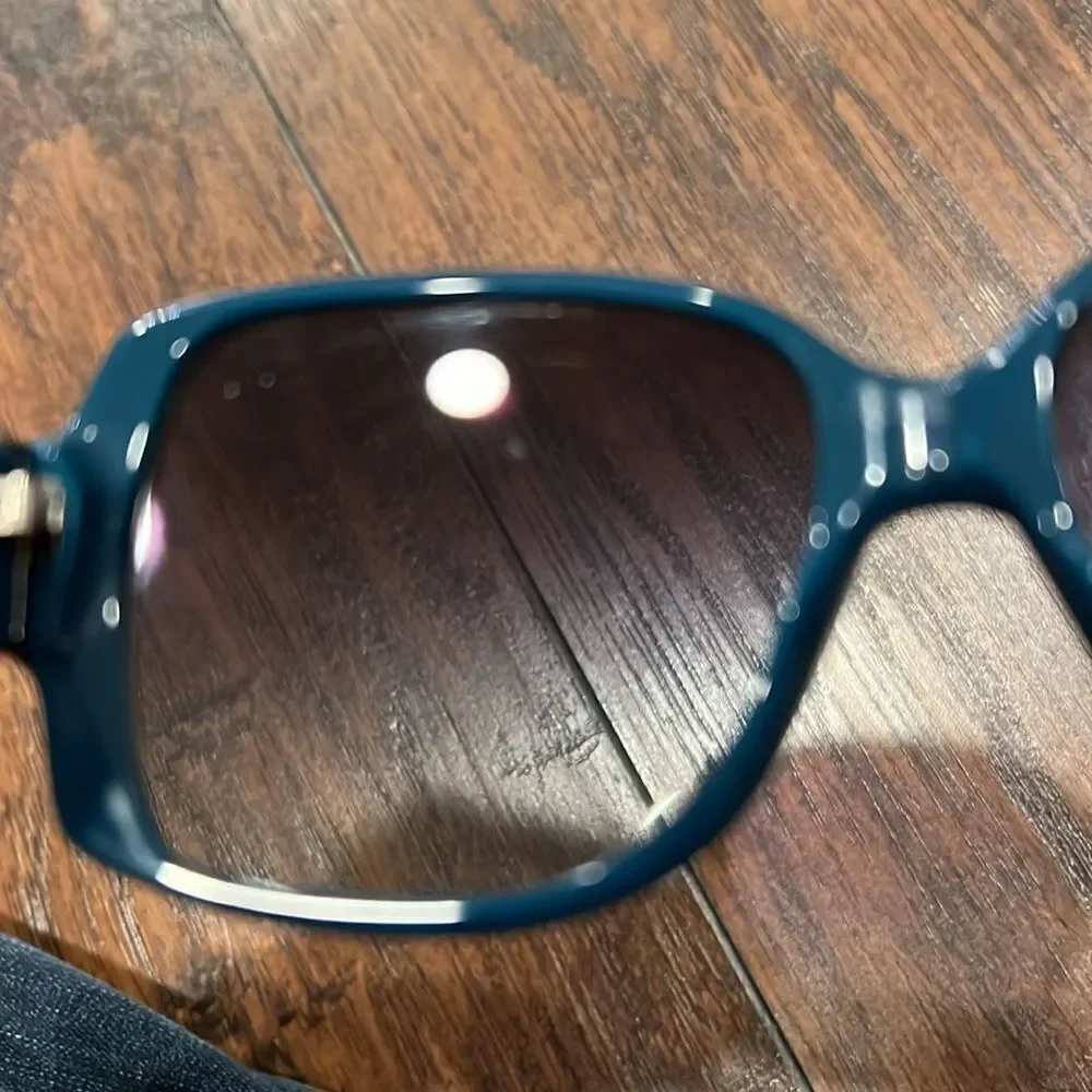 VTG‎ BURBERRY Oversize Gradient Sunglasses Gradient Lenses EUC no case unique